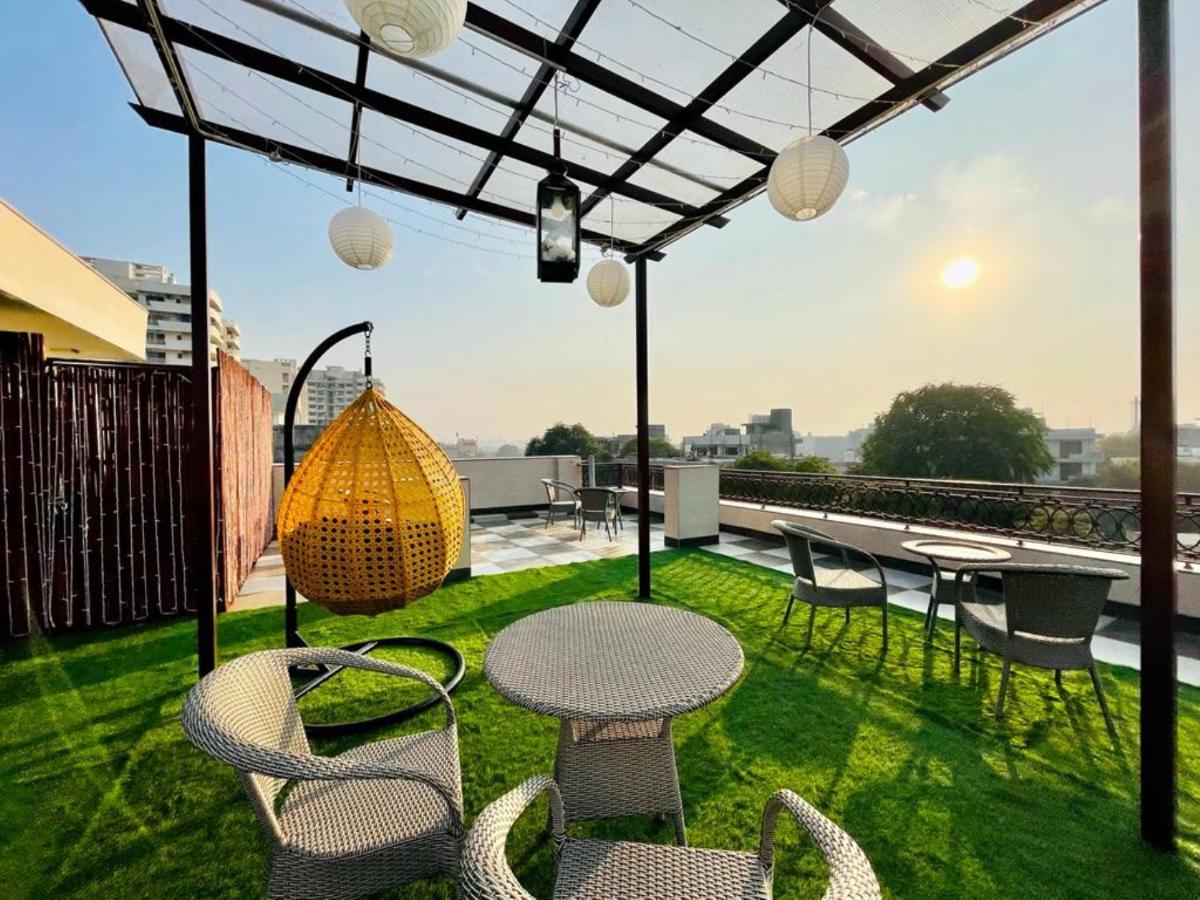 Olive Service Apartments - Golf Course Road Gurgaon Exterior foto